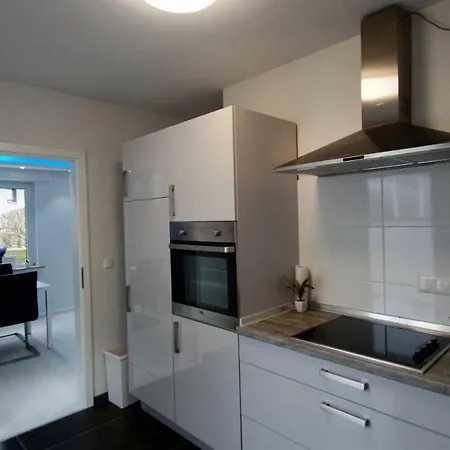 Luxus Naehe Koeln City/messe *