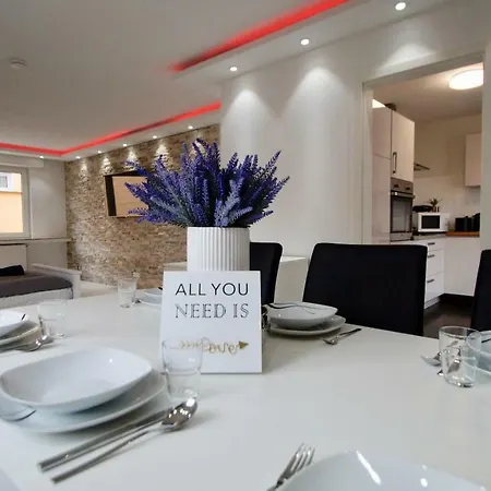 Luxus Naehe Koeln City/messe *