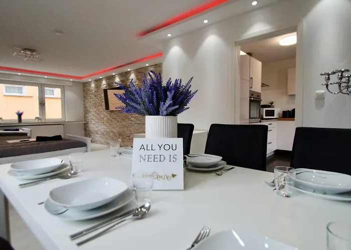 Luxus Naehe Koeln City/messe *