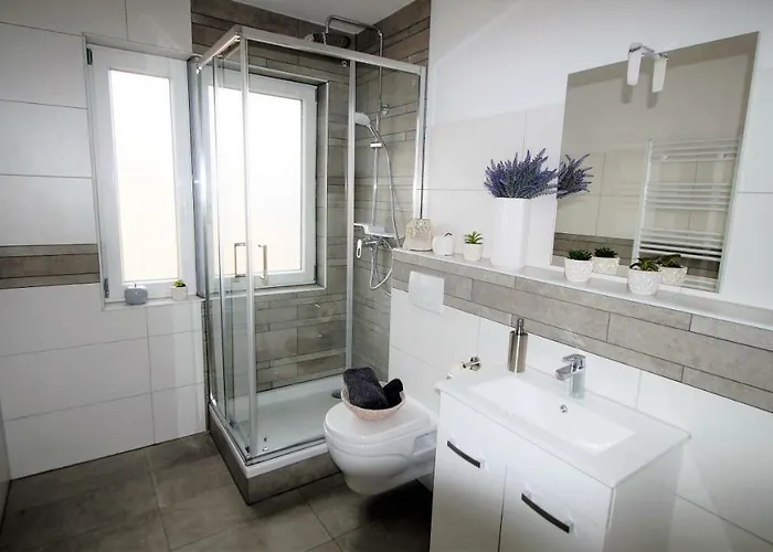 Luxus Naehe Koeln City/messe * Bergisch Gladbach